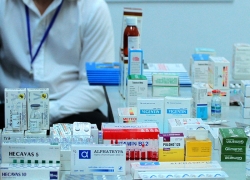 “Nóng” chuyện đấu thầu giá thuốc